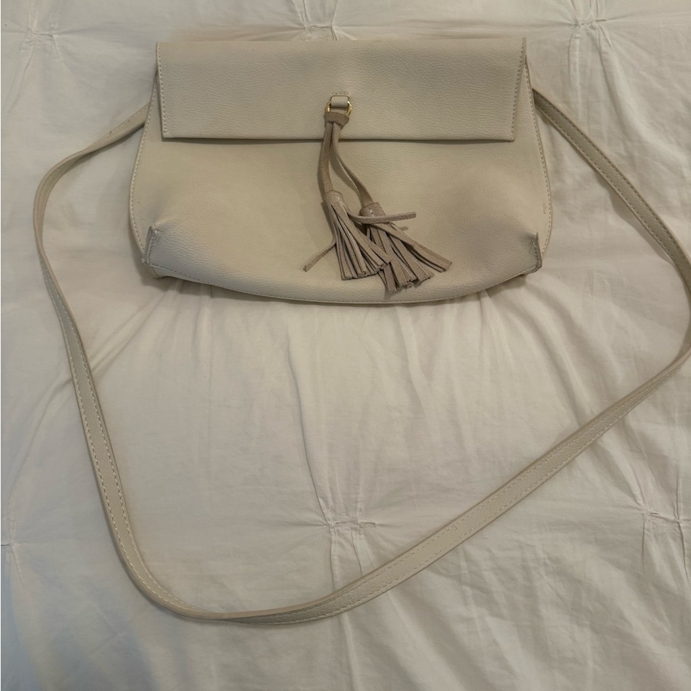 ‘Street Level’ white handbag with removable strap